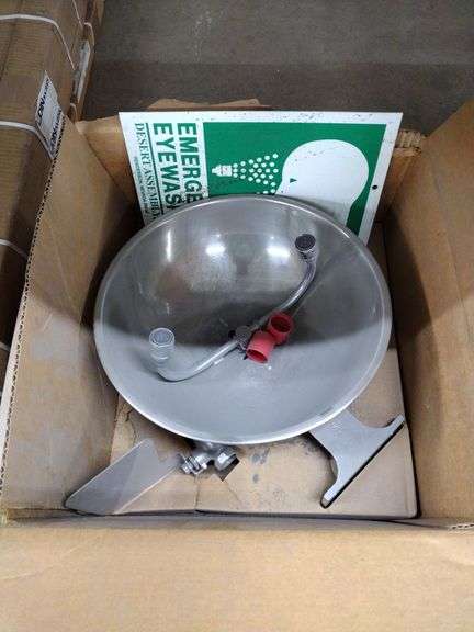 NIB Emergency Eye Wash Station