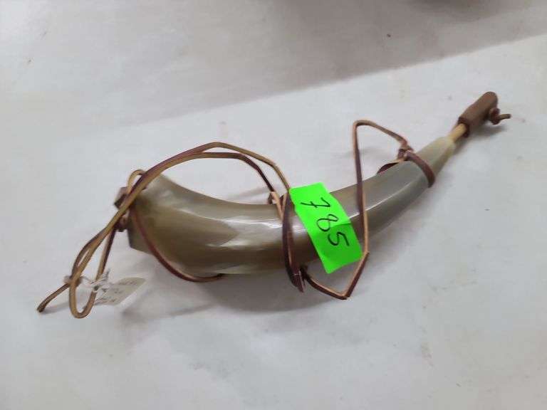 Powder Horn Decor