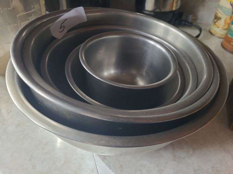 6 Metal Mixing Bowls