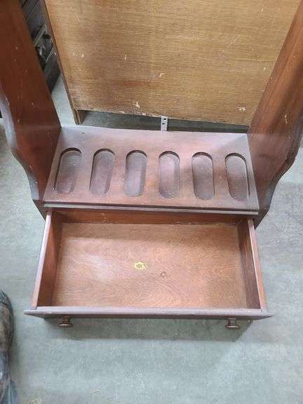 Wall Hanging Gun Rack with Drawer, Approx. 43x21x10