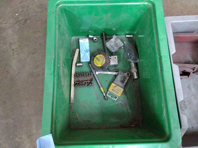 NIB Snap Blades, Scraper Blades & Utility Blades, Wire Brushes, Drill Bits, Plastic Tubs