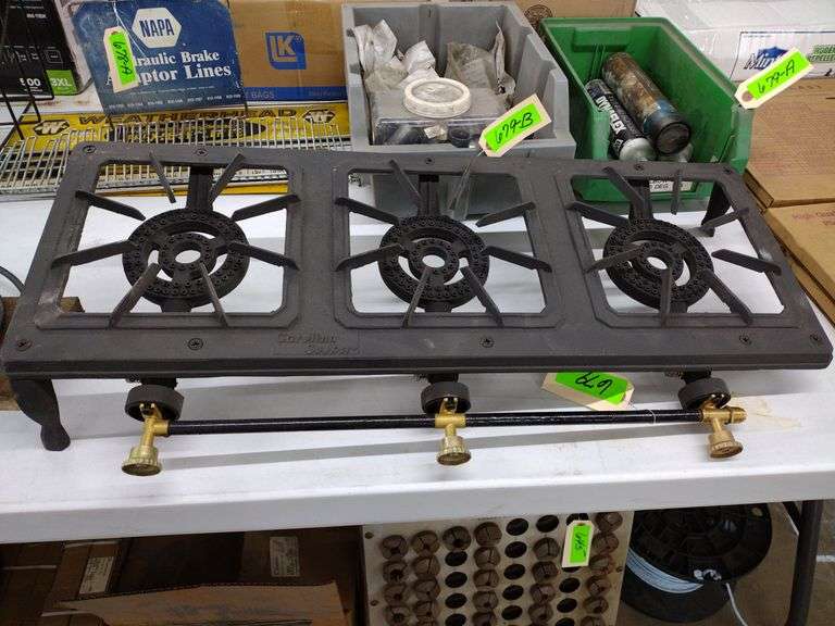 Carolina Cooker Cast Iron 3-Burner Propane Stove - Missing 2 Legs