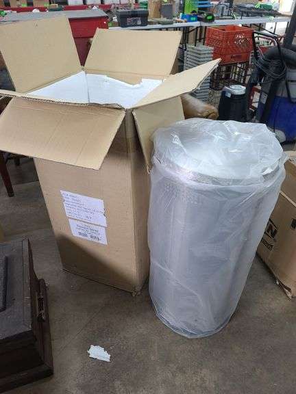 NIB Swivel Lid 25-Gallon Steel Trash Can