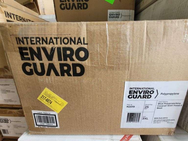 Box of International Envirogaurd Size 3XL Polypropylene Coverall w/Hood & Boot
