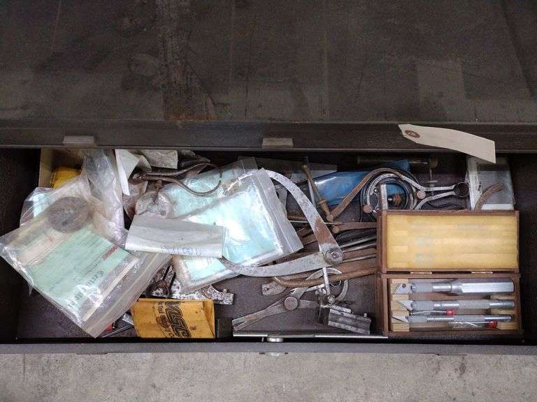 Kennedy Metal Machinist Tool Box w/Contents - Some Starrett Brand