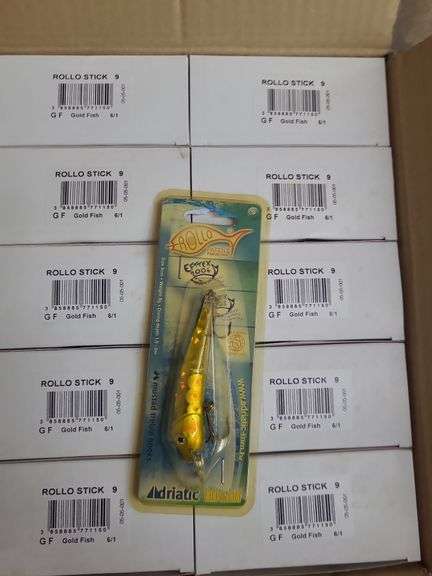 Approx. 120 Gold Fish Rollo Stick Lures