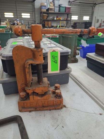 Beaver Pipe Vise