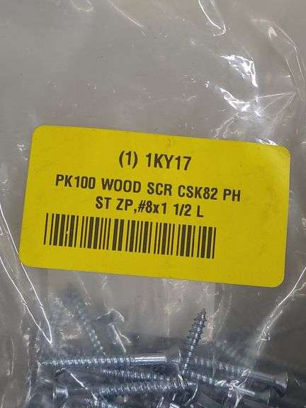 Approx. 100 Wood Screws