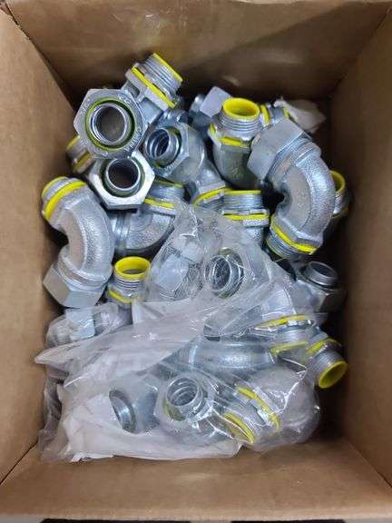 Box of 3/4in Liquidtight 90 Degree Elbow Conduit Connectors
