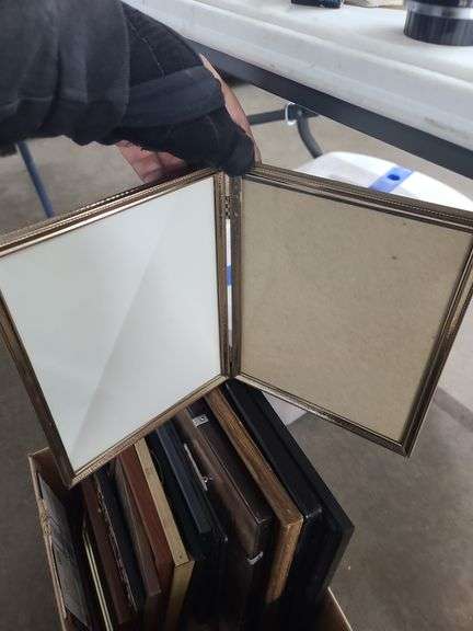 Box of Picture Frames, Approx 17