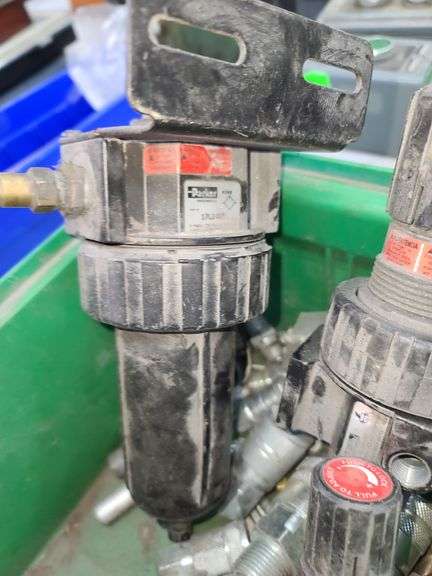 Air Regulators, Fittings and Filter