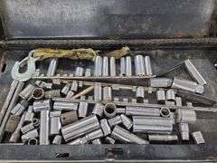 Rolling Tool Box, Cabinet & Contents