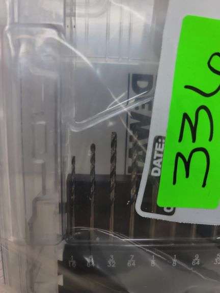 New set of 14" DeWalt Black & Gold drill bits