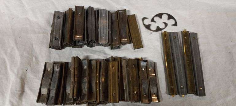 67 piece variety of stripper clips