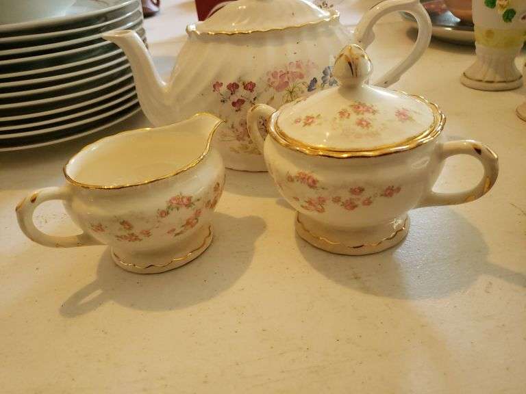 Pope Gosser Cream & Sugar Dishes, Royal Garden Teapot, & 4 Piece Porcelain Napkin Holders