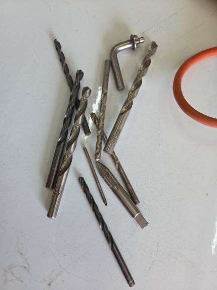 Black & Decker 3/8" Drill & Drill Bits