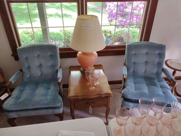 2 Upholstered Chairs - Like New - Approx 24"x25"