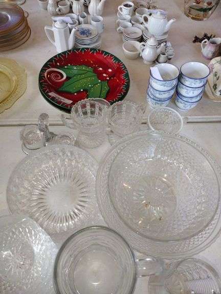Approx 32 PCs Pressed Glass: Bowls, Snack Plates, Sugar & Creamer Set, Mugs