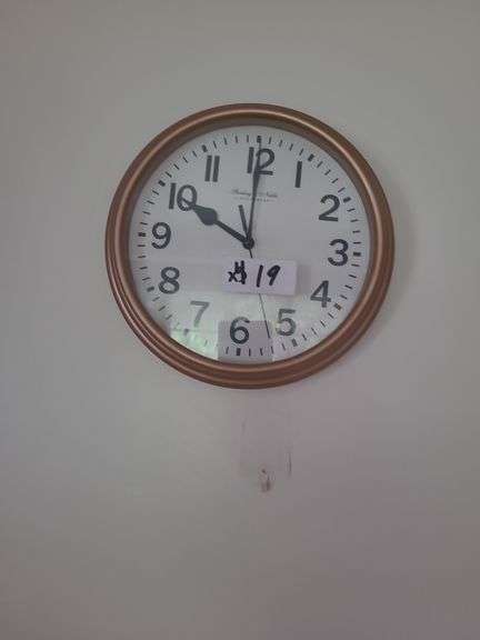 2 Wall Clocks, Fridge Magnet, & Laundry Room Sign