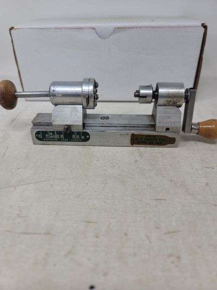 Smiley case trimmer