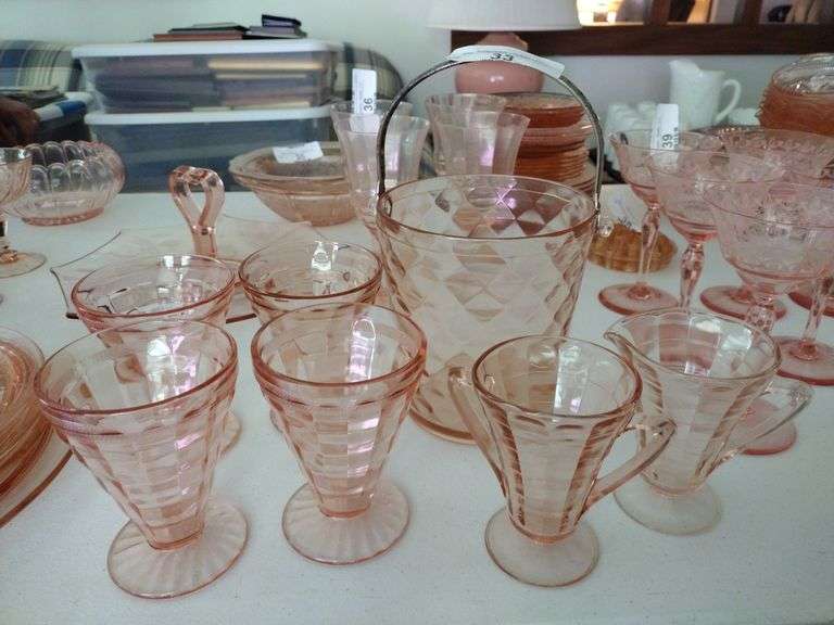 7 PCs Vintage Pink Depression Glass.  Sundae Cups, Ice Bucket, Cream & Sugar