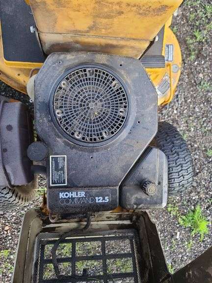 Cub Cadet 1320 Hydro Lawn Tractor 38in Deck, with Bagger System, Not Running