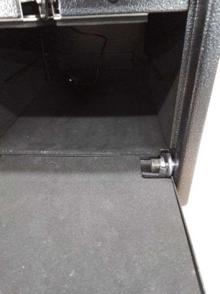 Fortress small handgun safe with keys