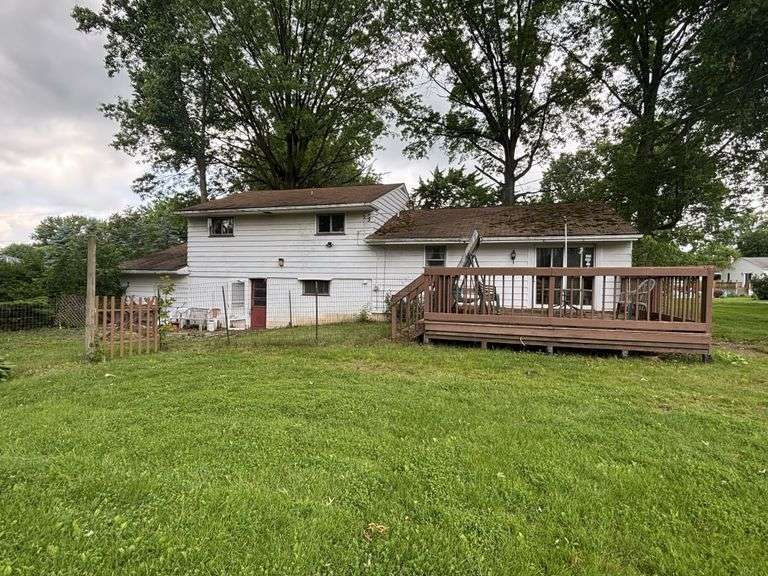 3 Bedroom Home on 2 lots