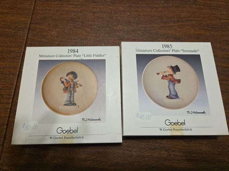 2 Goebel Miniature Plates