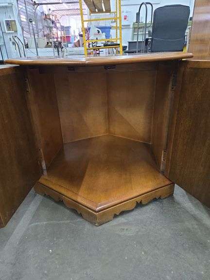 End Stand W/ Storage