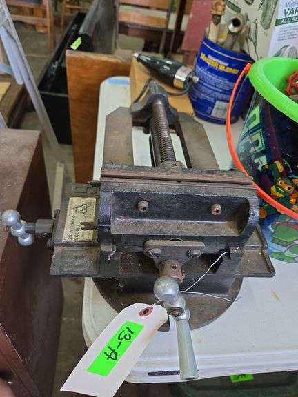 Buffalo Cross Slide Vise