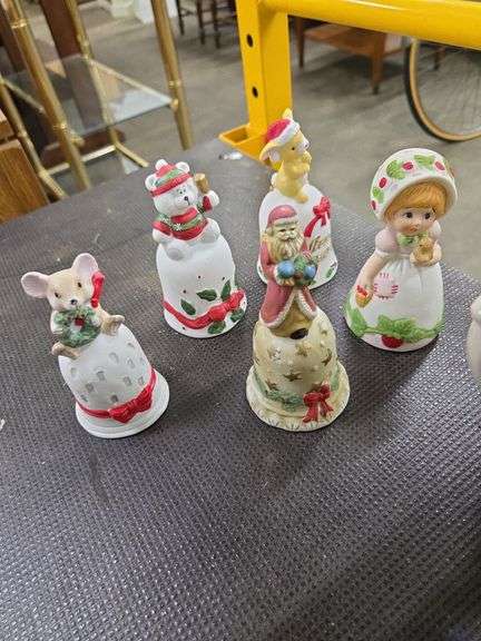 Creamer Christmas Bells Star Decoration