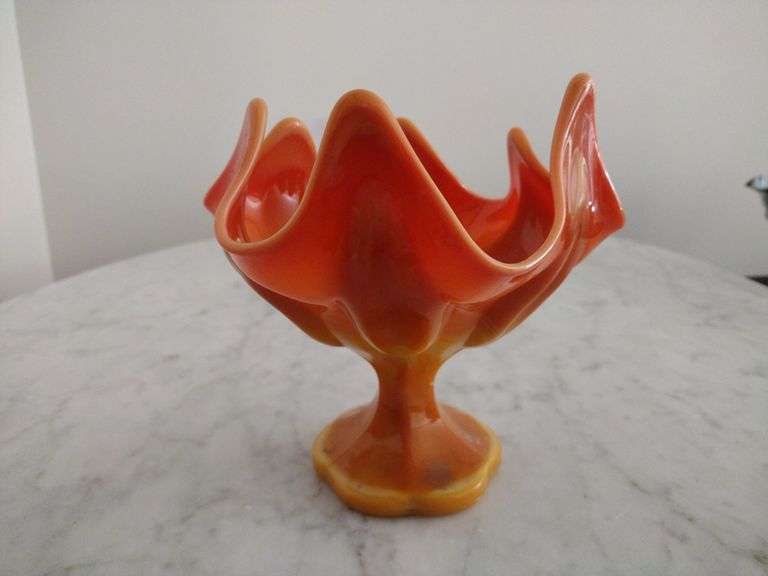 Vintage LE Smith Bittersweet Stretch Bowl Approx 6"x6"