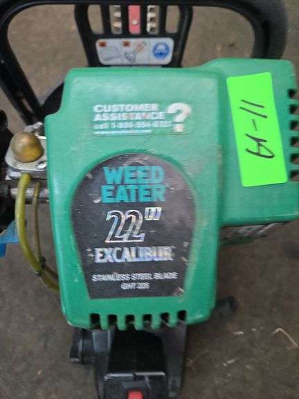 22" Excalibur Gas Weedeater Trimmer