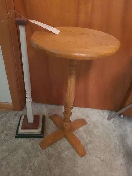 Round Wooden Table & Flag Holder