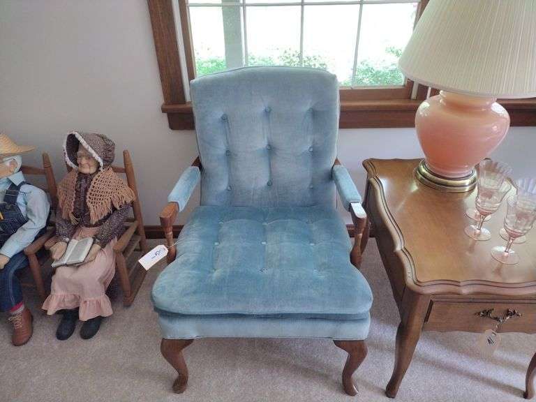 2 Upholstered Chairs - Like New - Approx 24"x25"