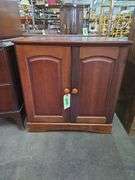 Storage Cabinet Approx 29" x 22" x 30" Tall
