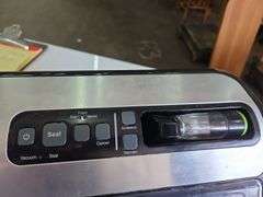 Food Saver Vacuum Sealer W/Bags