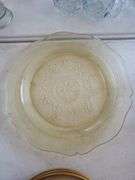 Vintage Federal Glass Patrician Spoke Plate