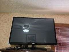 Samsung  Flat Screen TV (Works) Approx 44"