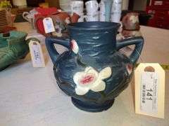 Roseville Pottery Vase Approx 6"
