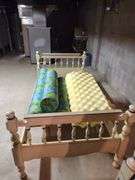 Wooden Single Bed Frame Approx 41"x31"x81"