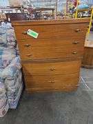 4 Drawer Dresser  Approx 34" x 18" x 42 1/2" Tall (Some Scratches)