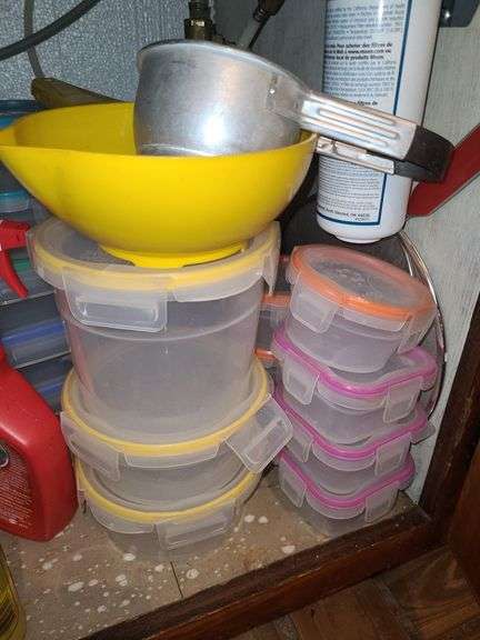 Large Assortment of Cleaning Supplies & Plasticware (Partials)