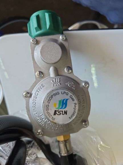Propane Gauge &  Regulator