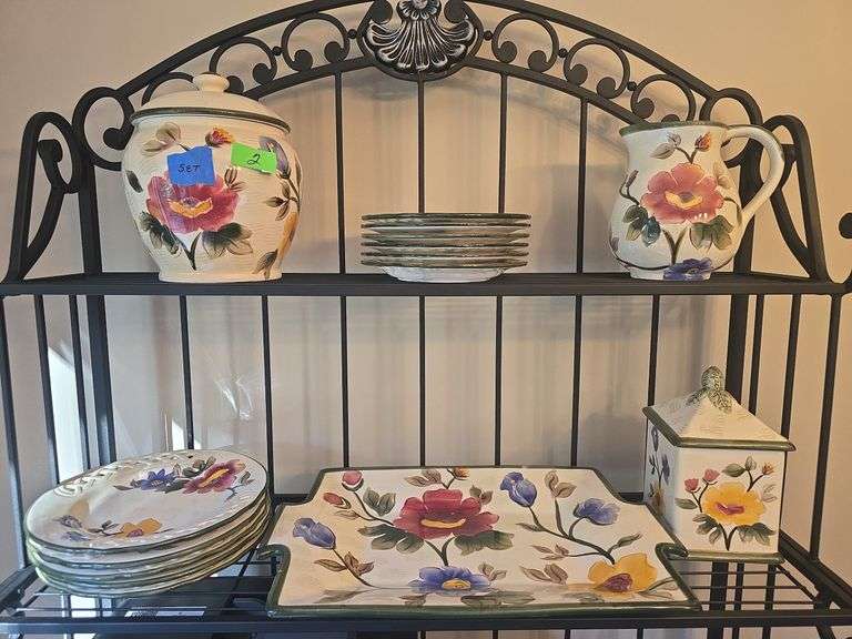 Floral China Set Approx 15 Pieces