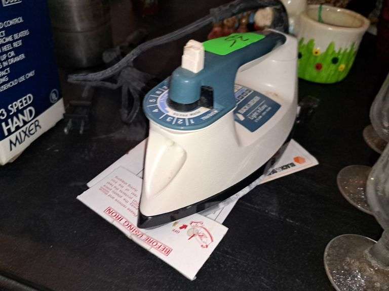 Black And Decker Iron