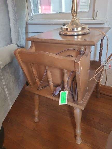 Side Table With Magazine Holder