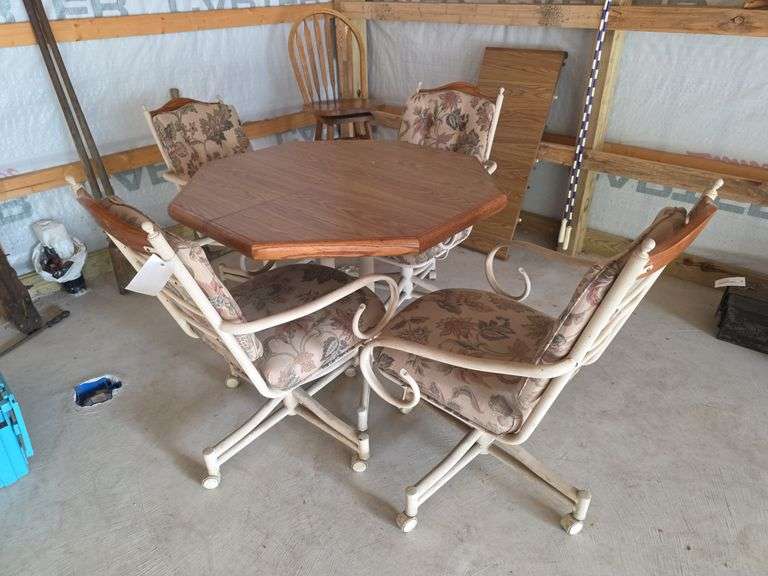 Dining Table w/ 4 Chairs and Leaf