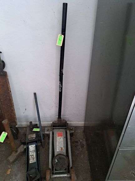 2½ Ton Hydraulic Floor Jack